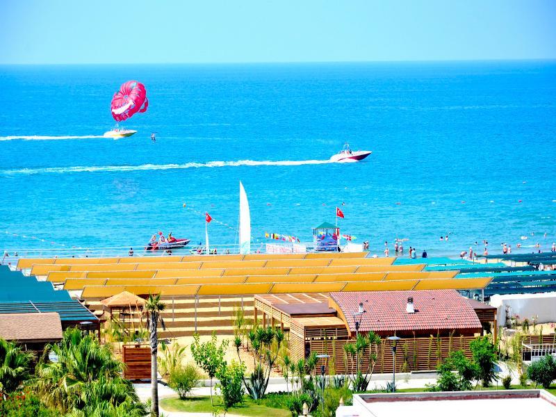 Port Side Resort Hotel Exterior photo